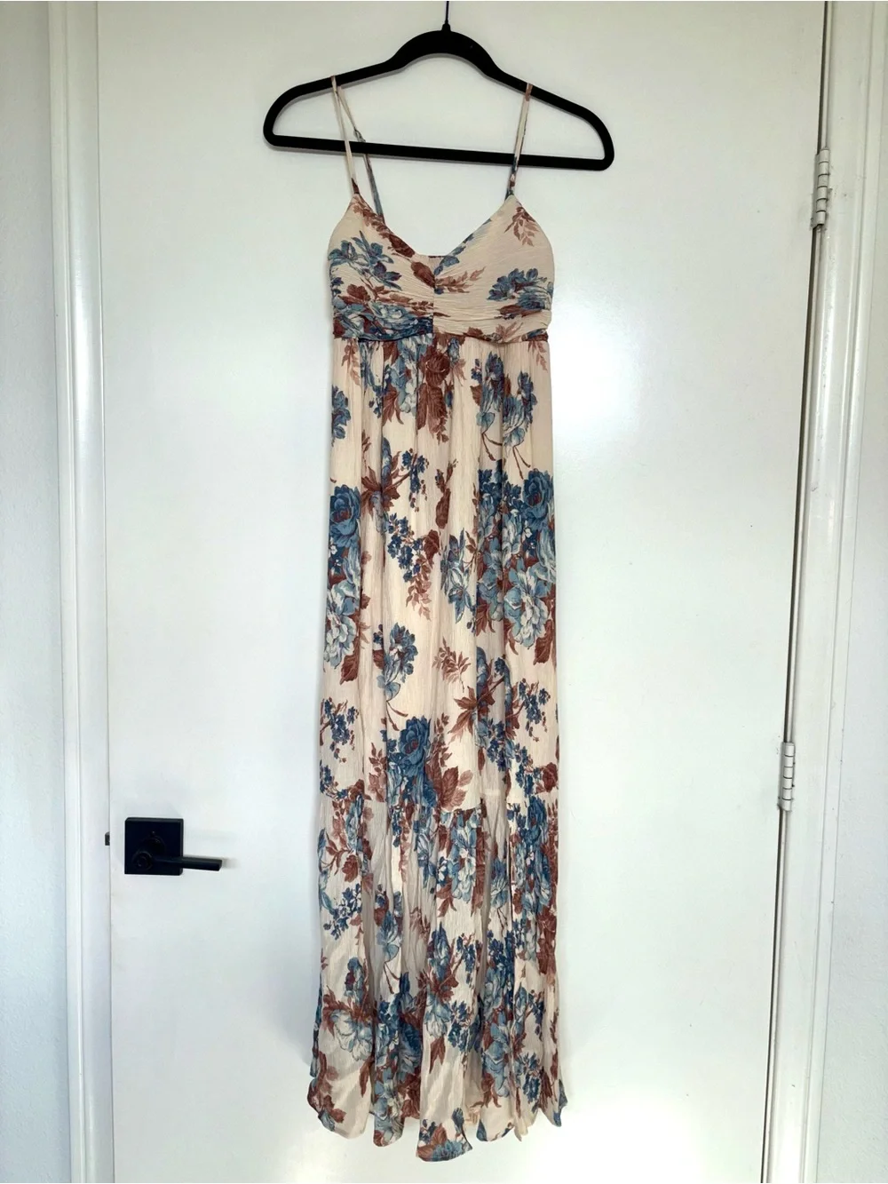 Abercrombie & Fitch Cream Maxi Dress with Blue & Brown Floral Print size XS